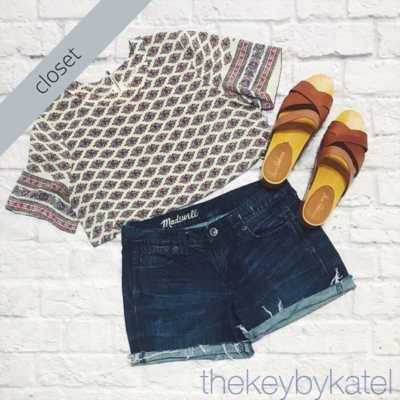 Madewell Pants - Madewell Distressed Blue Denim Shorts